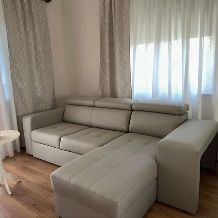 Guest House Pulake Берат Екстериор снимка
