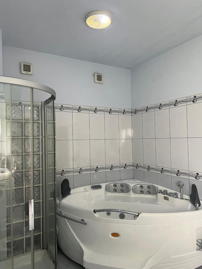 Guest House Pulake Берат Екстериор снимка