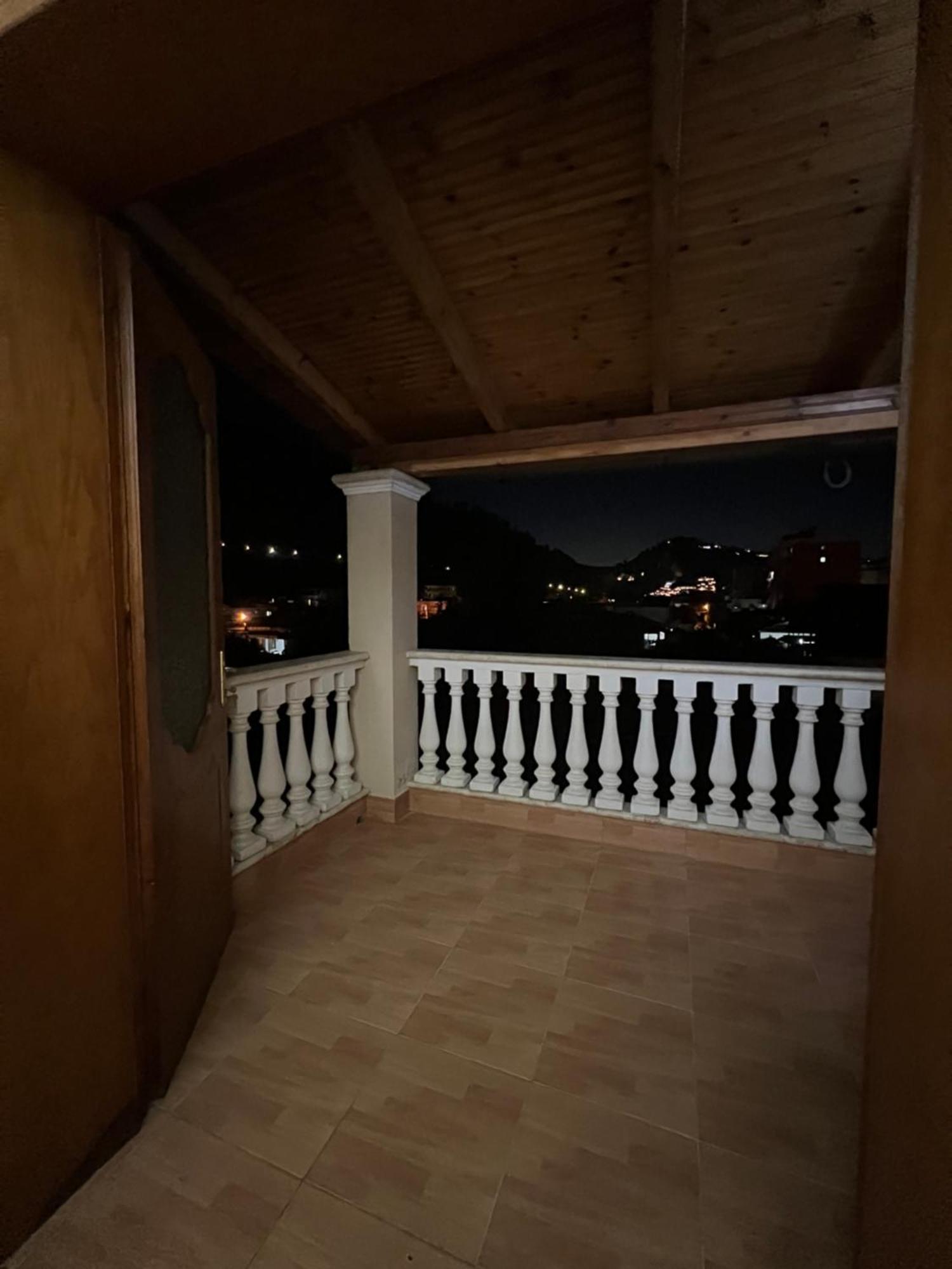 Guest House Pulake Берат Екстериор снимка