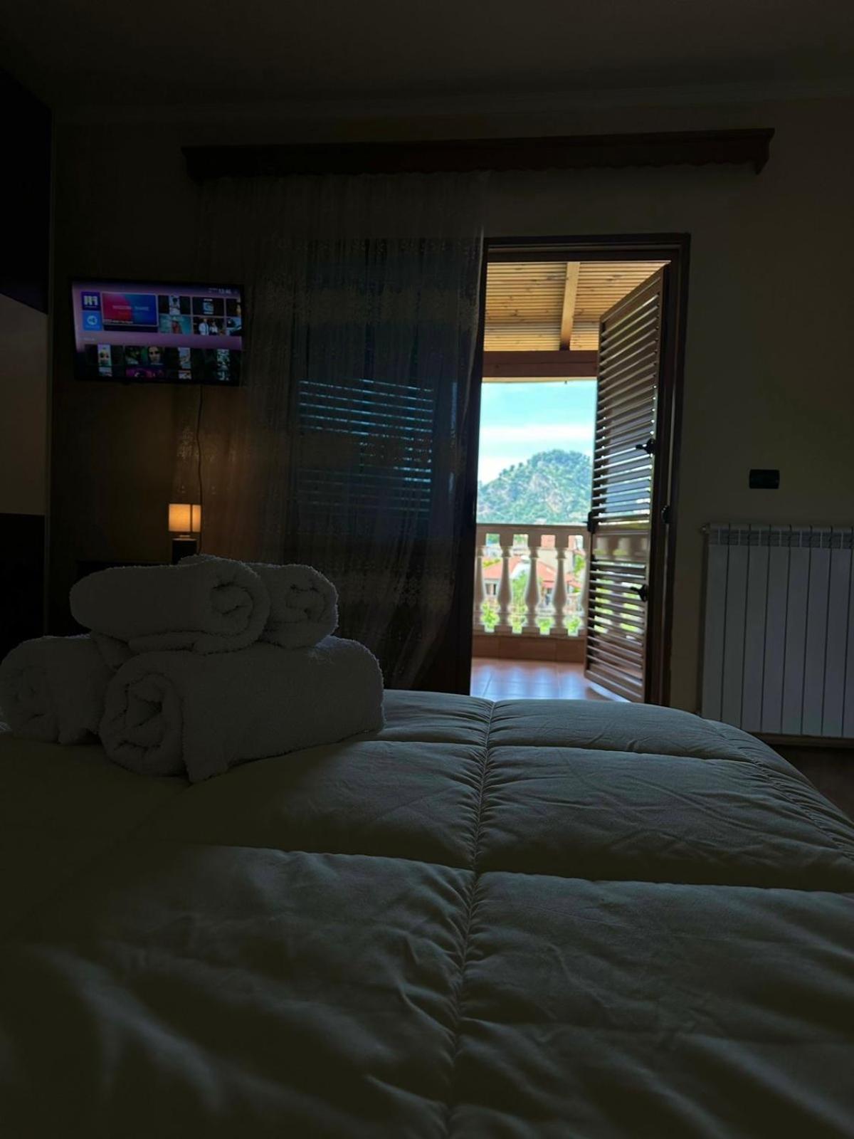 Guest House Pulake Берат Екстериор снимка