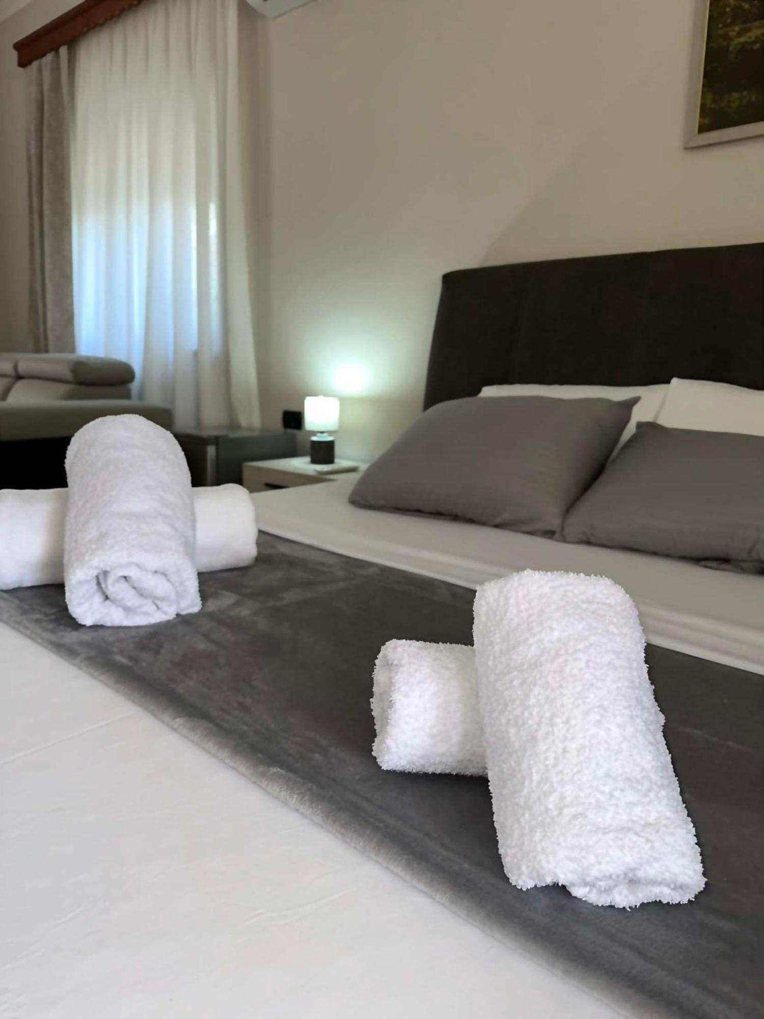Guest House Pulake Берат Екстериор снимка