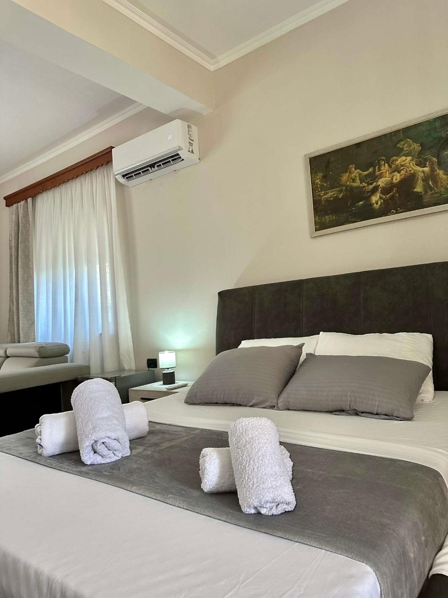 Guest House Pulake Берат Екстериор снимка